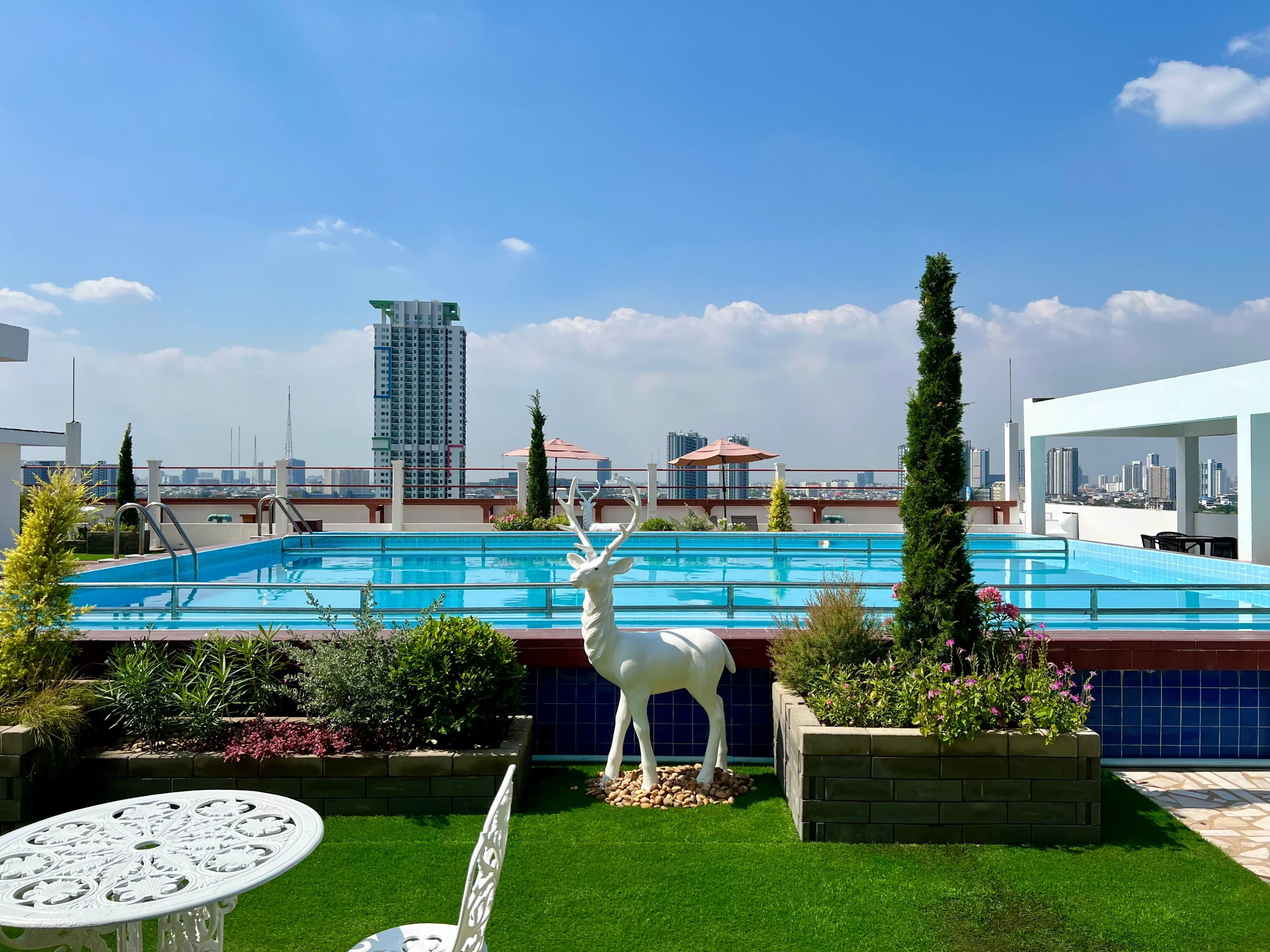 Elizabeth Hotel Bangkok 外观